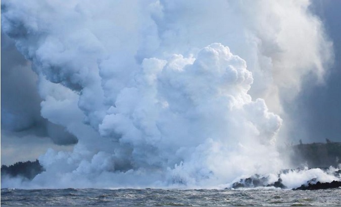 Hawaii's Civil Defense agency is warning people to avoid the toxic clouds caused by the eruption of Kilauea volcano.