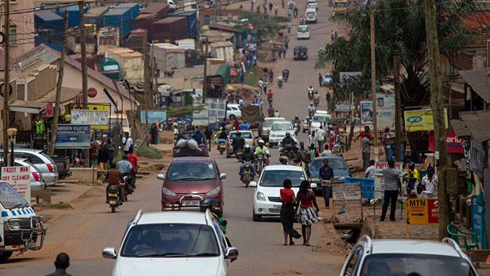 Los accidentes de tráfico ocurren con frecuencia en Uganda, país donde mueren miles en ellos.