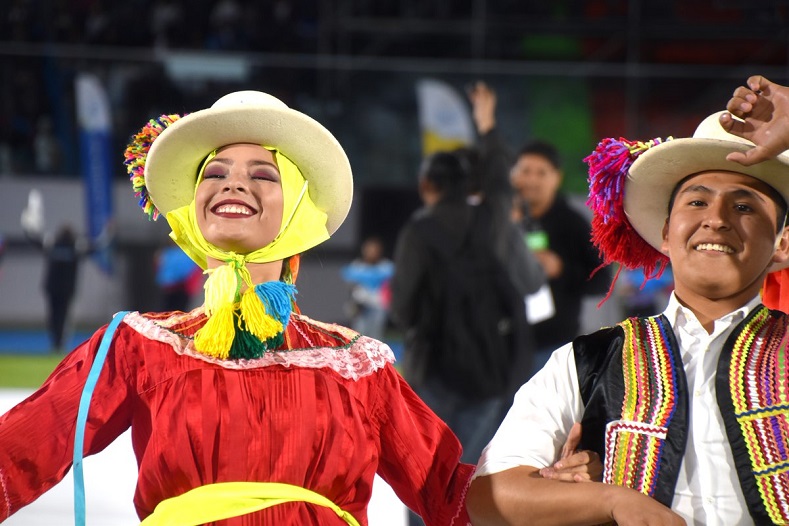 Traditional dances and cultural expositions were incorporated into the opening ceremony at Saturday's international sporting competitions.