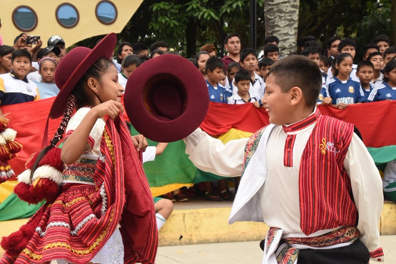 Cultural displays were organized by residents of Ivirgarzama-Puerto Villarroel on Saturday to welcome the South American Games 2018.