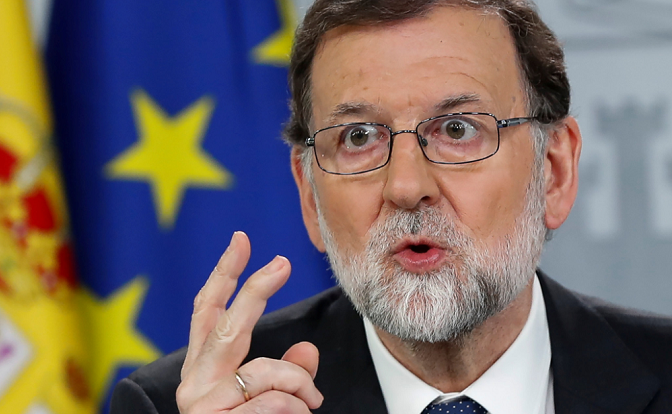 Spain's Prime Minister Mariano Rajoy gestures during a news conference at the Moncloa Palace in Madrid, Spain, May 25, 2018
