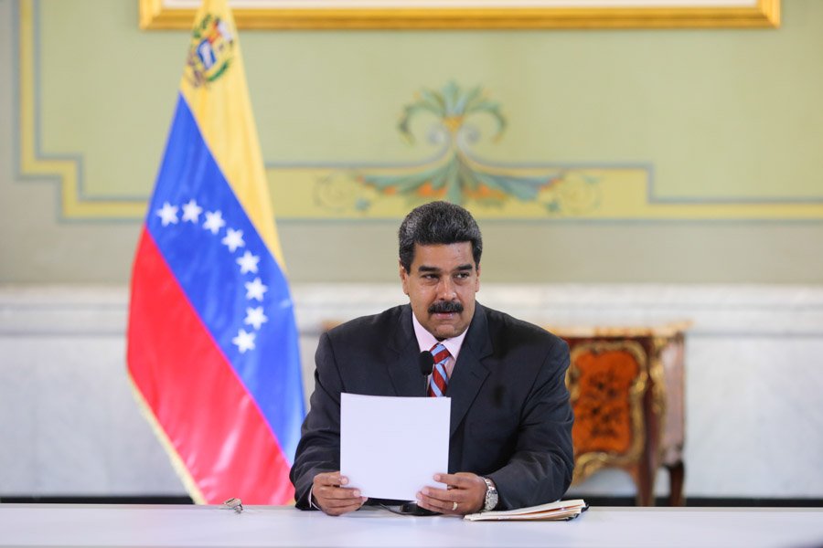 Durante una reunión con directivos y representantes de la banca pública, Nicolás Maduro trató diversos temas económicos para garantizar la recuperación del país.
