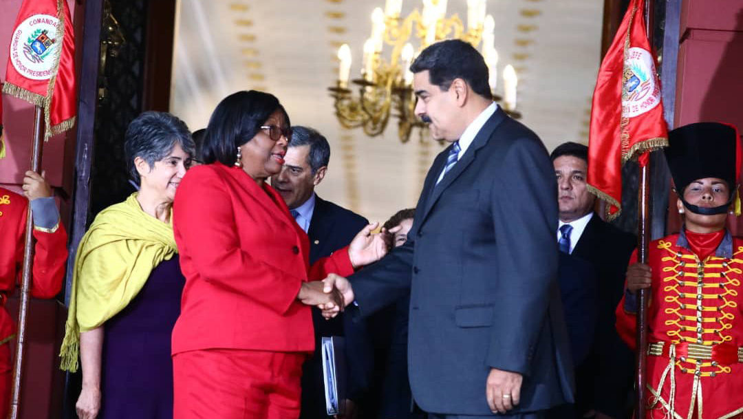 Durante su visita en Venezuela, Etienne se reunió con diferentes miembros del gabinete ministerial para evaluar tema de salud.