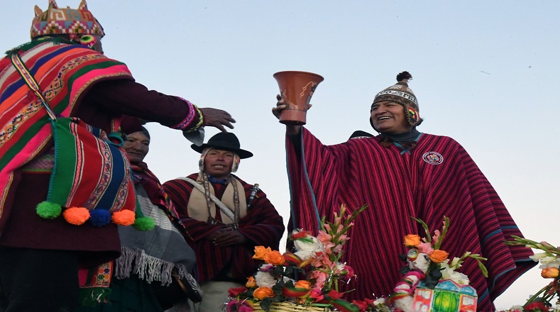 El Año Nuevo Andino Amazónico o Nuevo Año Aymara ancestral sirve para renovar la cultura del mundo andino, y se considera el día más corto y frío del año, en el que el sol se aleja del planeta para regresar a su distancia normal en tres meses, cuando viene la primavera.  