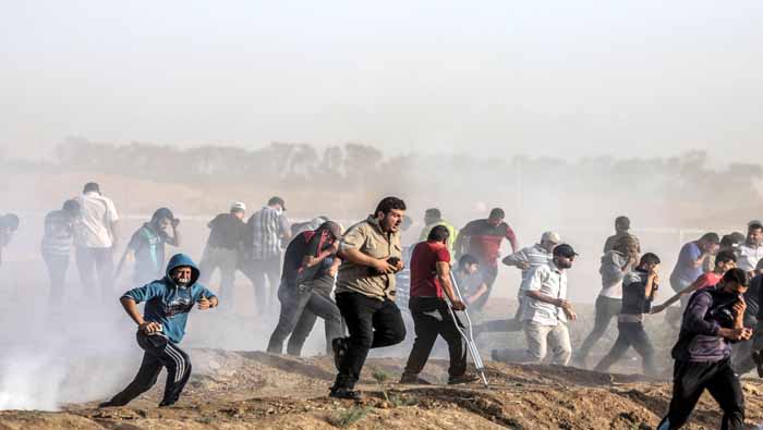Israel ha empleado gas lacrimógeno en su frontera con Gaza.