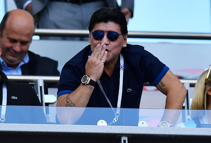 Maradona está todas las noches durante el Mundial en De la mano del Diez, por teleSUR.