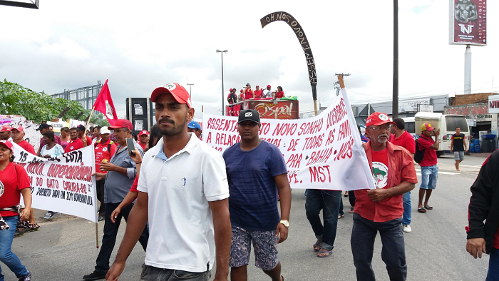 Más de 15.000 integrantes del Movimiento de los Sin Tierra (MST) manifestaron su respaldo al expresidente  Luiz Inácio Lula da Silva.