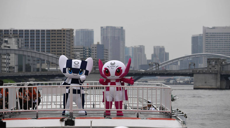 Japón es conocida por su afición a las mascotas de eventos deportivos y, en esta ocasión, la intención fue crear figuras tiernas con superpoderes para teletransportarse entre el mundo real y digital.