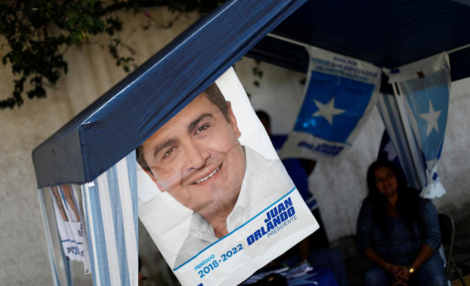 Electoral advertising of Honduras President and National Party candidate Juan Orlando Hernandez prior to the 2017 November 26 presidential elections