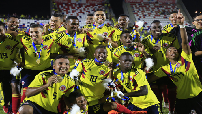 Colombia se impuso a Venezuela con marcador de 2-1.