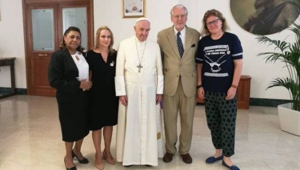 Marinete da Silva (far left) meets with Pope Francis in the Vatican.