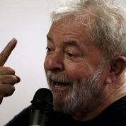 Former Brazilian President Lula continues to lead polls ahead of the elections, despite his unjust imprisonment.