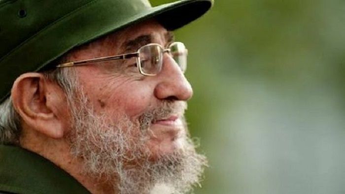 Con Fidel, Cuba fue declarada libre de analfabetismo, mientras que el 99 por ciento de los niños y niñas asisten a la escuela.