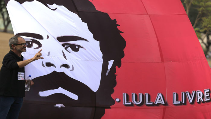 Gran cantidad de brasileños acompañaron el registro de la candidatura del exmandatario Luiz Inácio Lula da Silva el 15 de agosto pasado.
