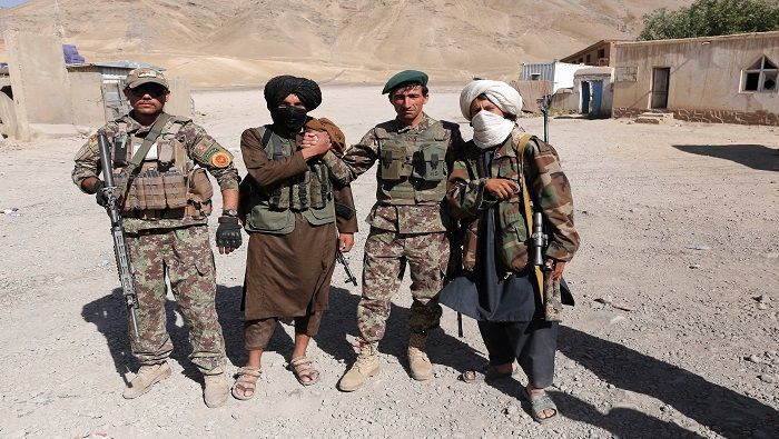 Debido a los enfrentamientos también murieron 39 talibanes y 14 quedaron heridos.