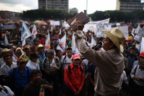The campesinos are also demanding the renovation of CICIG's mandate, which is investigating Morales on corruption  accusations. September 12, 2018. Guatemala City.