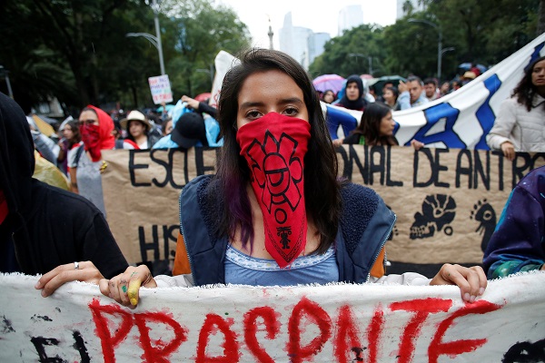 The original March of Silence was aimed at protesting the oppressive regime of President Diaz Ordaz, who violently repressed the student movement of 1968 to 