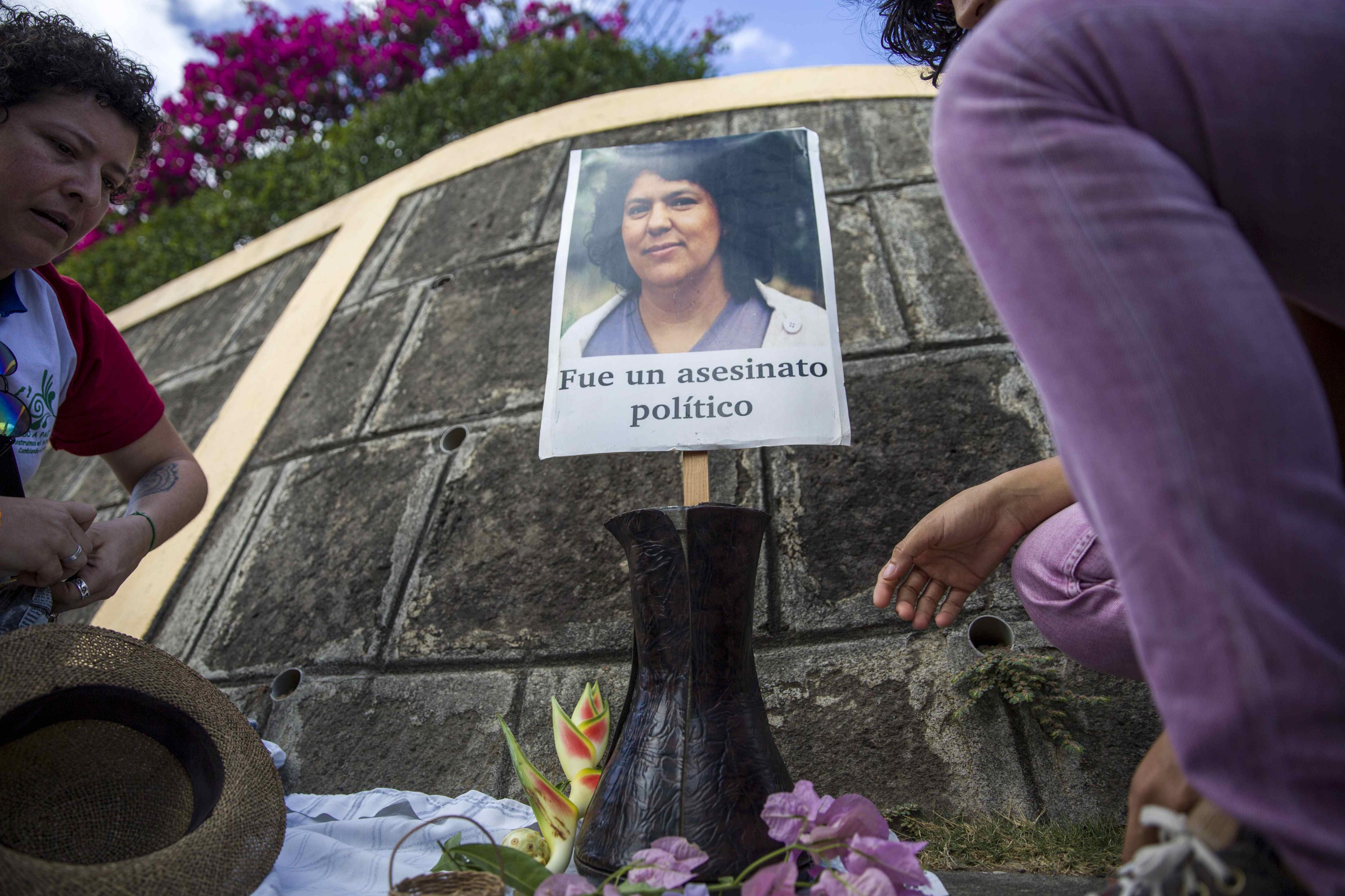 Los ocho implicados fueron detenidos por el asesinato de la ambientalista hondureña ocurrido el pasado 3 de marzo de 2016.