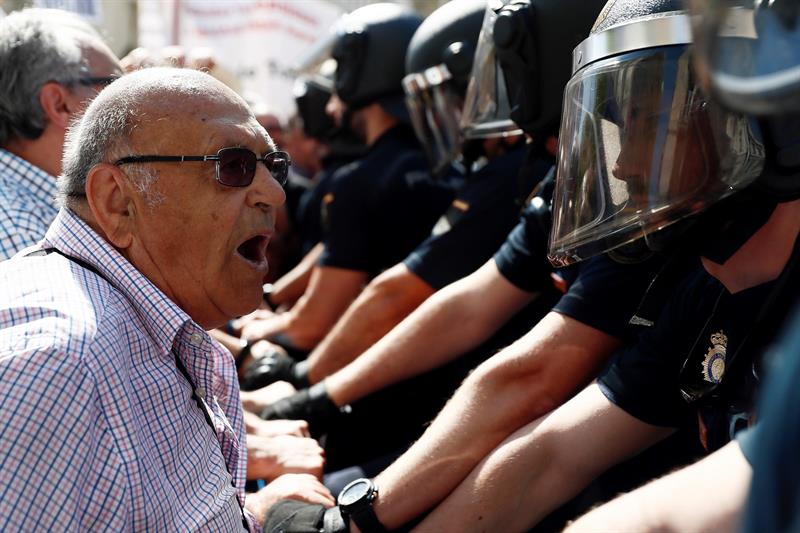 Los pensionados españoles preparan nuevas jornadas de protesta en todo el país.