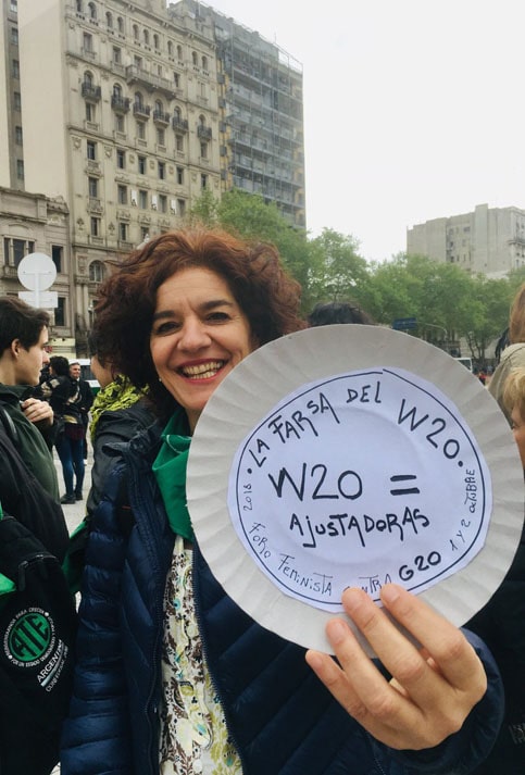 De acuerdo a la diputada argentina al Parlasur, Celilia Merchán, este grupo contra el W20, busca que "si tenemos que hablar de mujeres campesinas, lo hagan mujeres campesinas. No queremos que hable una directiva. Tenemos que hablar de la pobreza en nuestra América, porque cuando hay pobreza y ajuste, las principales afectadas somos las mujeres". 