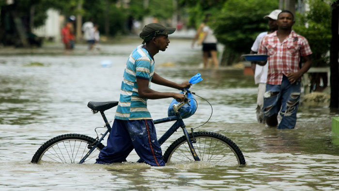 En los departamentos de La Guajira, Valle del Cauca, Antioquia y Atlántico se han presentado inundaciones.
