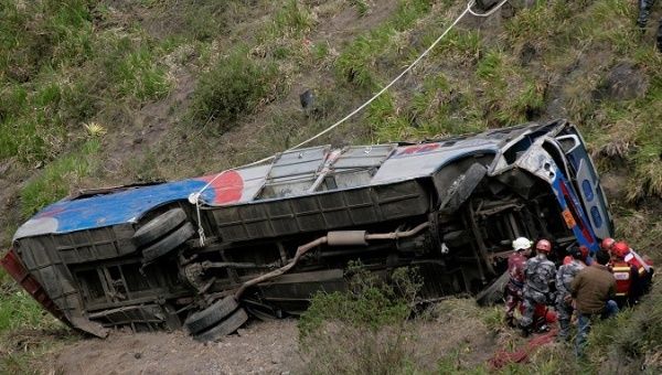 In August of this year, 24 people were killed in a bus crash 30km east of Quito, when it overturned after striking an overturned vehicle. 