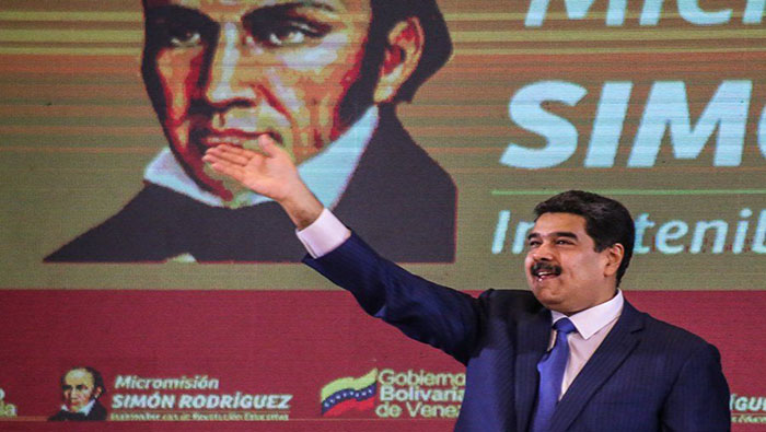El jefe de Estado celebró que Venezuela en materia educativa va a la vanguardia de un grupo de países de América Latina y el Caribe.