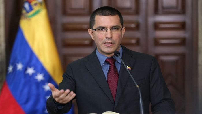 El diplomático venezolano destacó los vínculos de la clase política colombiana con el narcotráfico y la violencia paramilitar en el país.