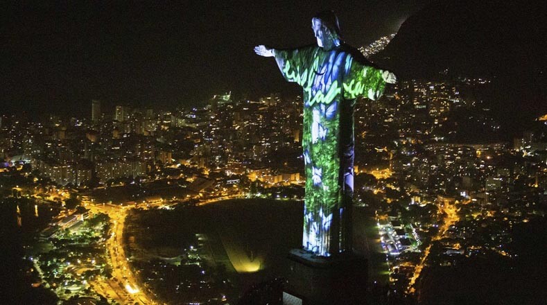La ciudad de Río de Janeiro  se llena de luces para celebrar la llegada del 2019.