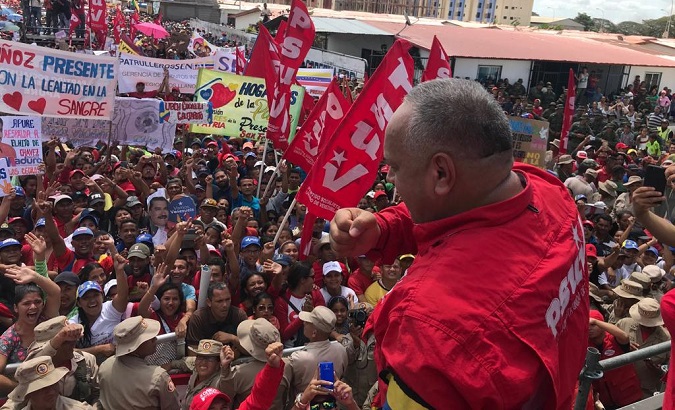 El presidente de la Asamblea Nacional Constituyente, Diosdado Cabello, habla contra el intervencionismo de los Estados Unidos.
