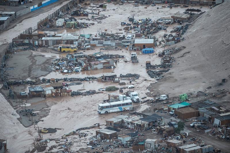Según el Gobierno, hasta el momento existen 820 viviendas con daños menores, 78 con daños mayores y 75 casas destruidas a causa de las precipitaciones.