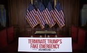 El decreto de emergencia nacional de Trump es considerado un acto ilegal por gran parte de los ciudadanos de EE.UU. y legisladores demócratas. "Violenta nuestra Constitución y, por lo tanto, nuestra democracia", aseguró la presidenta de la cámara baja, Nancy Pelosi.