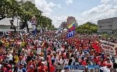 Miles de personas se desplazan por el centro capitalino en respaldo al Gobierno de Nicolás Maduro y en contra de la injerencia de EE.UU.