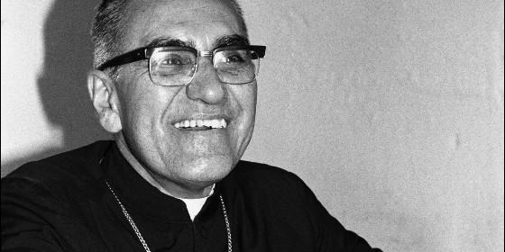 El padre, canonizado por el papa Francisco en 2018, fue asesinado por un disparo en la cabeza mientras ofrecía una misa.