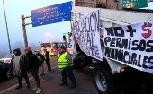 Esta mañana, el gremio de camioneros de Valparaíso, paralizó la ruta 68, principal carretera que une la capital de Chile con esa ciudad.