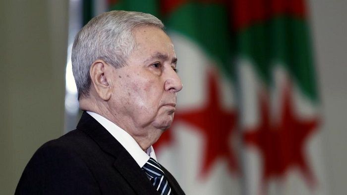 Presidente del Senado de Argelia asumirá la jefatura del Estado durante los próximos tres meses.