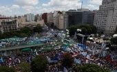 La marcha de los trabajadores argentinos del 21 de febrero reunió a 400.000 personas en Buenos Aires. 
