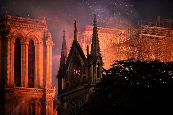 Los tesoros de Notre Dame se salvaron durante el incendio.