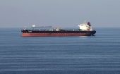 Irán condiciona: si no pasa el petróleo iraní por el estrecho de Ormuz, tampoco pasa el de otro países.