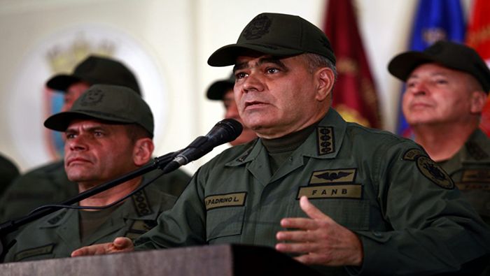 Vladimir Padrino López responsabilizó a los grupos de derecha de la violencia desatada en Venezuela el pasado 29 de abril.