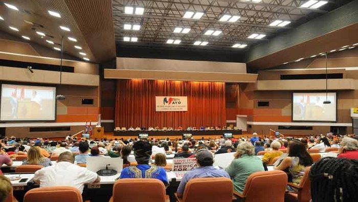 Diferentes delegados de 86 naciones del mundo alzan su voz en Cuba en contra de las sanciones impuestas por EE.UU. a los países que decidieron ser soberanos.