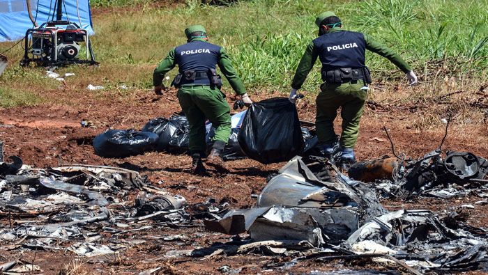 El avión Boeing 737- 200, arrendado por Cubana de Aviación, se estrelló tras despegar en La Habana con 113 pasajeros a bordo.