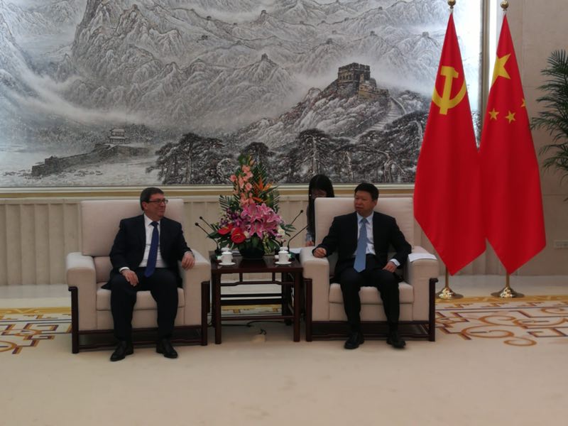 En su estancia en el país asiático, Rodríguez se reunió con Song Tao, Jefe de Departamento Internacional del Comité Central del Partido Comunista chino.