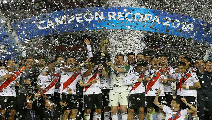 River Plate se consagra cómo el campeón absoluto de América del Sur tras ganar la Copa Libertadores 2018 y la Recopa Sudamericana 2019.
