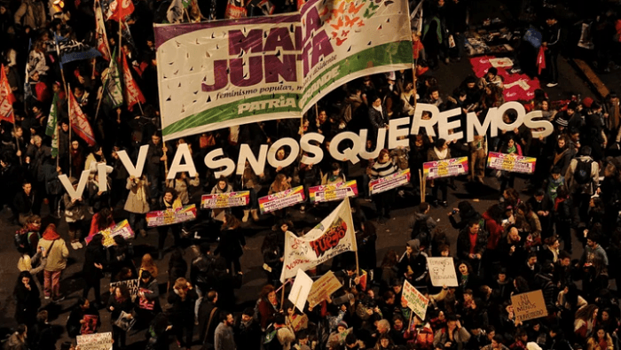 En Argentina cada 30 horas fallece una mujer, según asevera el movimiento “Ni una menos”.