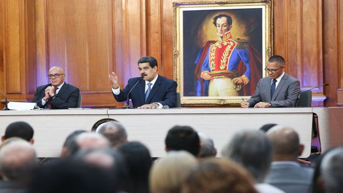 El mandatario realizó un nuevo llamado al pueblo venezolano para que se una y rechacen cualquier intento de violencia en el país.