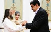 El líder hindú servirá como mediador en los diálogos de paz con los sectores de la oposición venezolana.