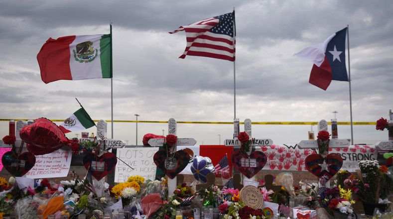 Rinden homenaje a víctimas del tiroteo en El Paso, Texas