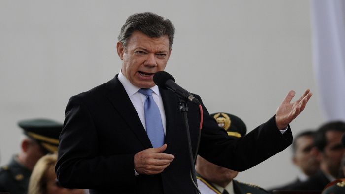 El CNE citó al expresidente Santos para que rinda su versión sobre los hechos el próximo 4 de octubre.