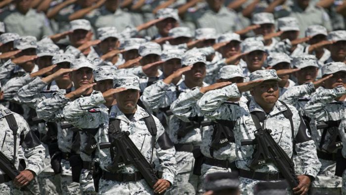 El Ejército apoya con 15.375 soldados, cifra que debe reducirse cuando avance el reclutamiento y capacitación de civiles.